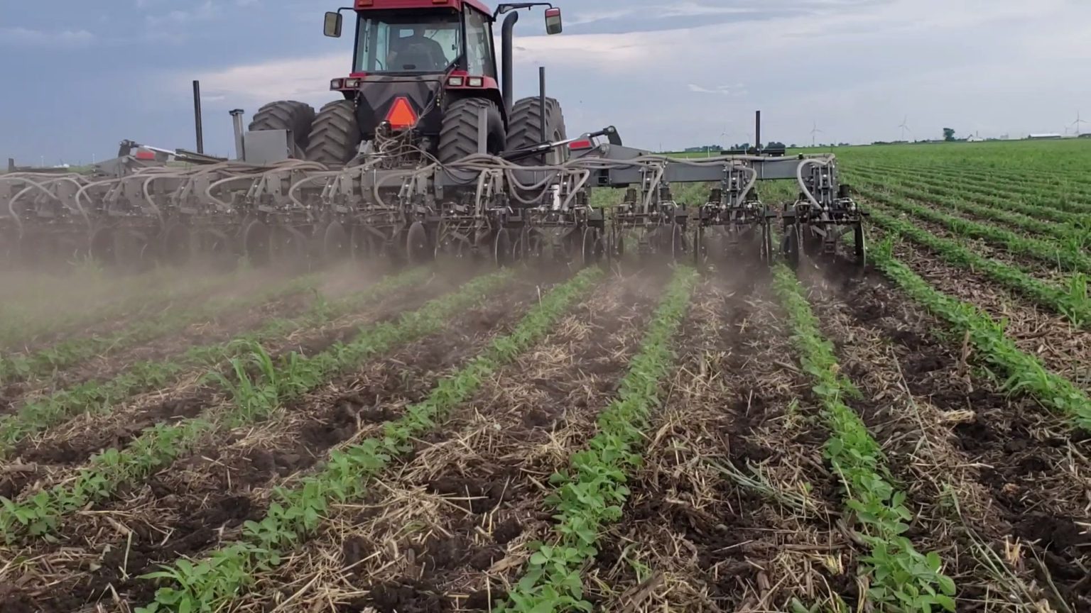 RowCultivator Manufacturer Hiniker's High Speed Cultivation Solution